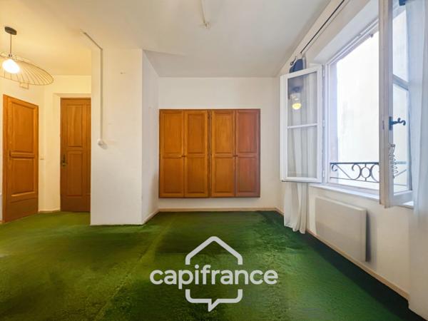 Local polyvalent de 43 m² – Usage mixte habitation & professionnel – Domaine de Pont ROYAL avec sa piscine résidentielle