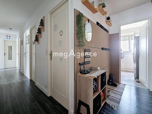 Appartement à AUBERGENVILLE, 78410 - 5 pièces 91m²