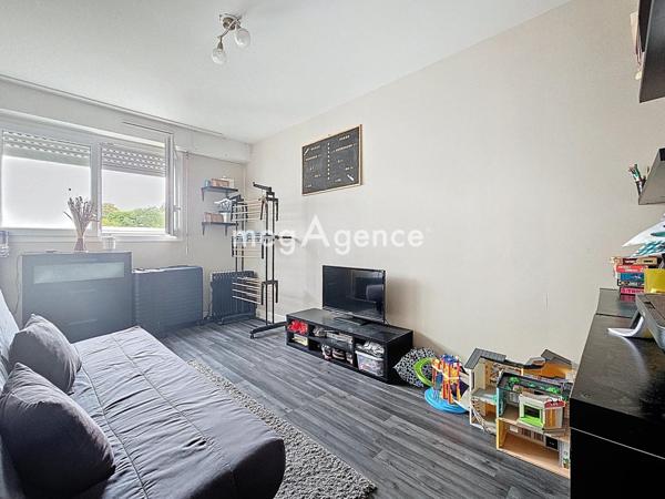 Appartement à AUBERGENVILLE, 78410 - 5 pièces 91m²