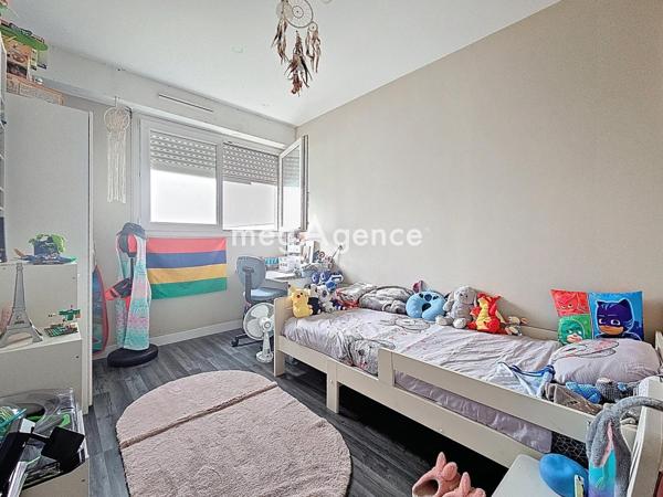 Appartement à AUBERGENVILLE, 78410 - 5 pièces 91m²