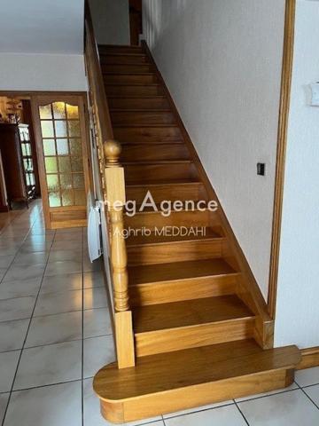 Maison à ROYAN, 17200 - 7 pièces 187m²