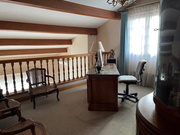 Maison à ROYAN, 17200 - 7 pièces 187m²