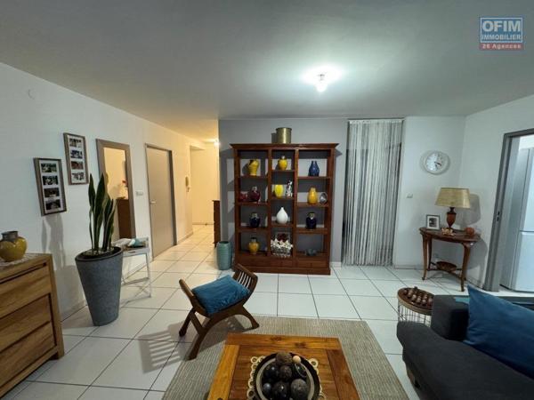 A vendre superbe appartement F3 spacieux de 78 m² dans l'une des plus belles résidences de standing au Tampon