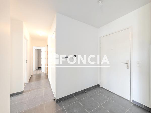 Location Appartement 4 pièces 71.67 m² - 2-6 ROUTE DE DARNETAL Rouen 76000