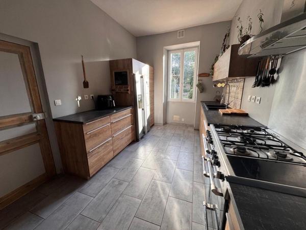 Vente / Maison et grand terrain