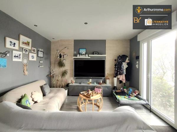 Vente Maison 9 pièces 156 m2 à Châteaubourg