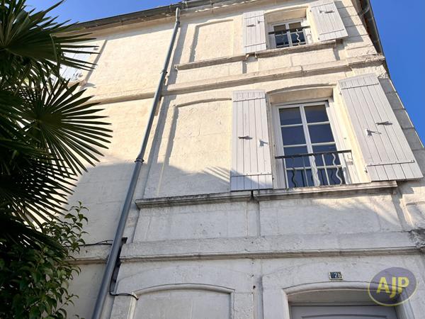 Location appartement Saintes : 610 € - AJP Immobilier Saintes
