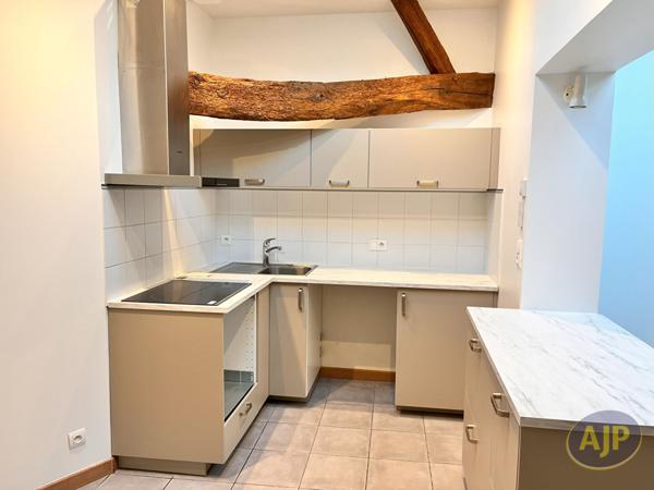 Location appartement Saintes : 610 € - AJP Immobilier Saintes