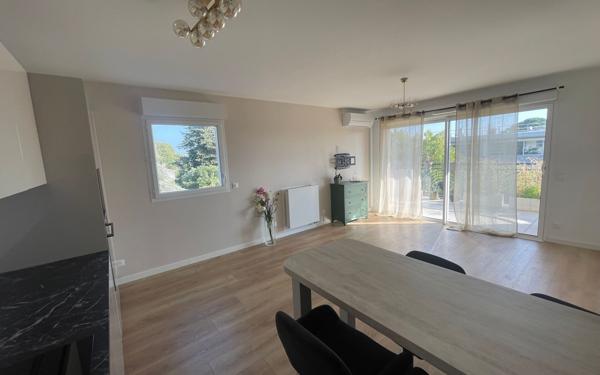 Appartement à vendre    3 pièces • 62 m2 Toulon