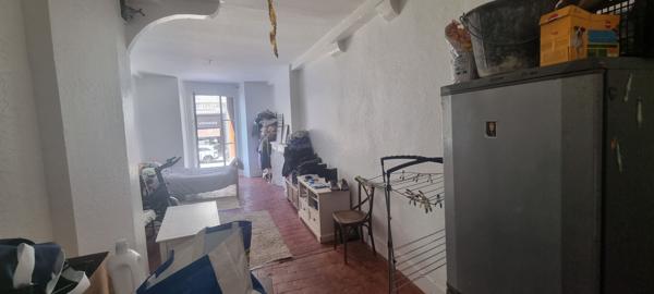 Immeuble de rapport avec local commercial loué ? Emplacement n°1 Murs Blois 101 m2