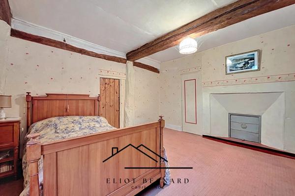 Maison de caractère avec dépendances à vendre 5 pièces GRANDCHAMP LE CHATEAU (14)