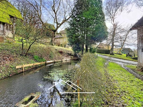 Maison de caractère avec dépendances à vendre 5 pièces GRANDCHAMP LE CHATEAU (14)