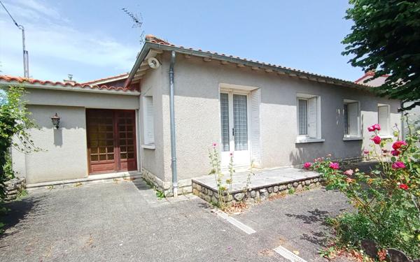 Maison à vendre    6 pièces •  Buxerolles