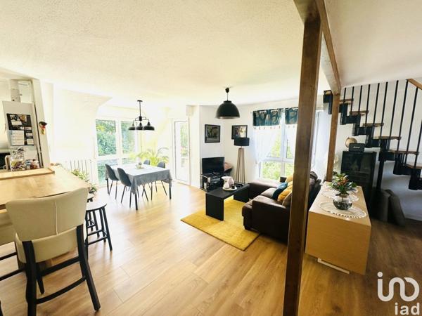 Appartement 4 pièces de 70 m² à Altkirch (68130)