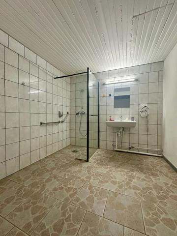 Hôtel avec 28 chambres idéalement placé