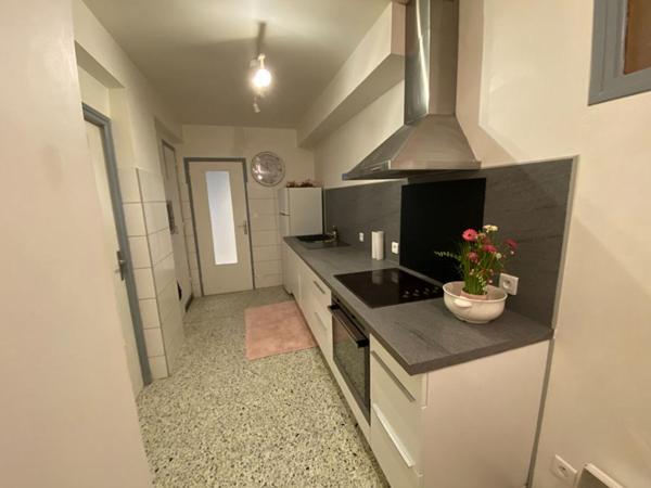 Charmante villa avec piscine au coeur de  Grans