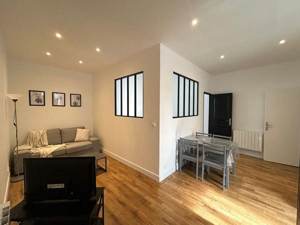 À LOUER - APPARTEMENT MEUBLÉ - MENNECY
