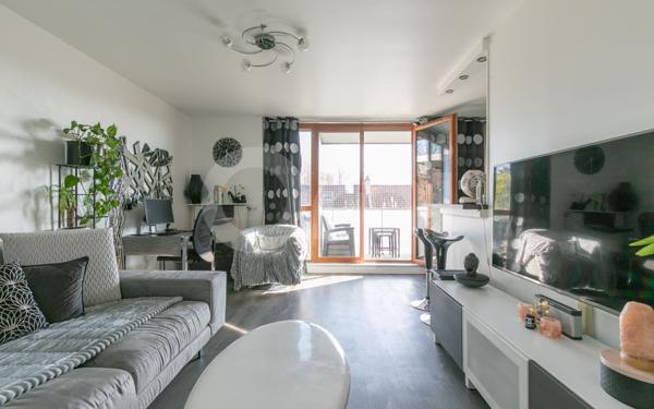 Appartement à vendre    2 pièces • 42,30 m2 Champs-sur-Marne