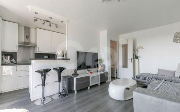 Appartement à vendre    2 pièces • 42,30 m2 Champs-sur-Marne