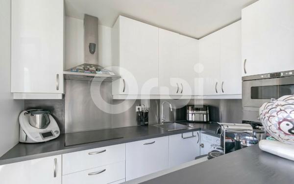 Appartement à vendre    2 pièces • 42,30 m2 Champs-sur-Marne