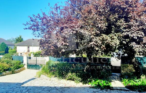 Saint-Georges-sur-Baulche - Maison individuelle 5 Chambres - Piscine