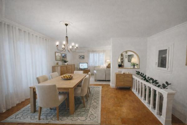 Maison Six-fours-les plages - 4 chambres - Jardin Garage - Terrain 683m²