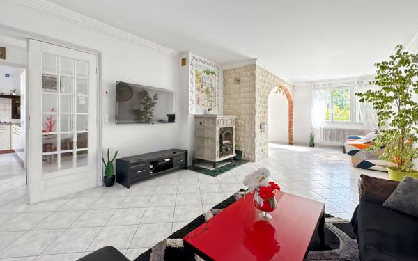 Maison à vendre    6 pièces • 177 m2 Vigneux-sur-Seine