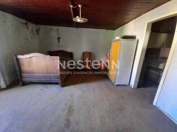 Corps de ferme en pierres à rénover à Malemort - Maison, granges, 5000 m² de terrain