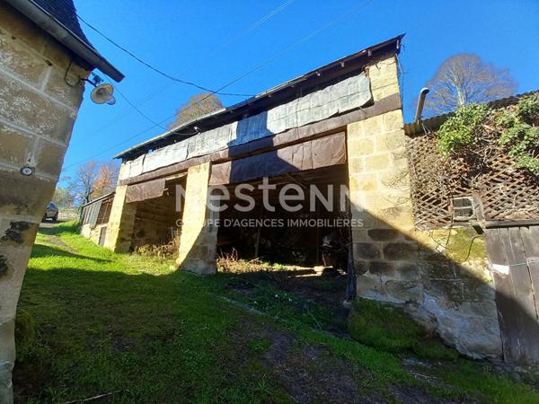 Corps de ferme en pierres à rénover à Malemort - Maison, granges, 5000 m² de terrain