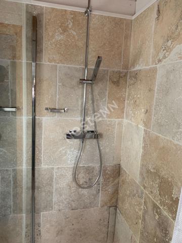 Chalet avec étang en Corrèze à vendre - 2 chambres -SPA- 1,6 ha de terrain- étang