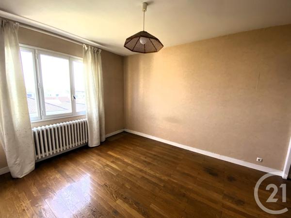 Appartement F4 à vendre  4 pièces - 90,70 m2 VENISSIEUX - 69
