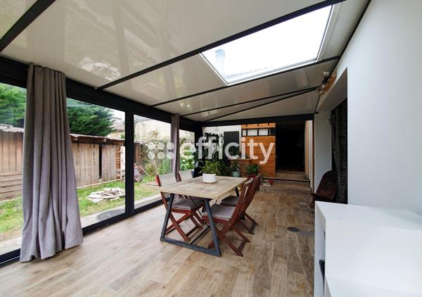 Maison 6 pièces - 176 m² Exclusivité efficity