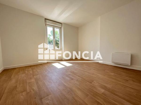 Location Maison 3 pièces 97.6 m² - 23-25 rue du collège Villeneuve Sur Lot 47300