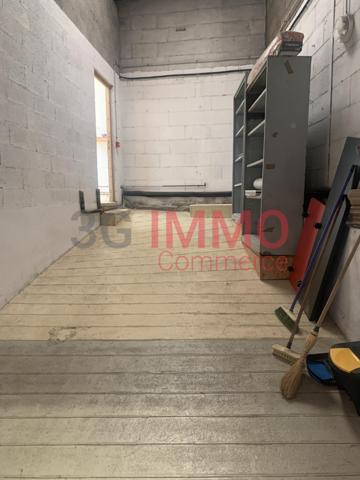 Location / Local Commercial