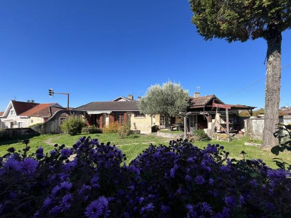 Maison à vendre |  Mensignac |  5 pièces | 263 m²