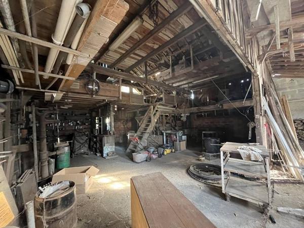 Maison à vendre |  Mensignac |  5 pièces | 263 m²