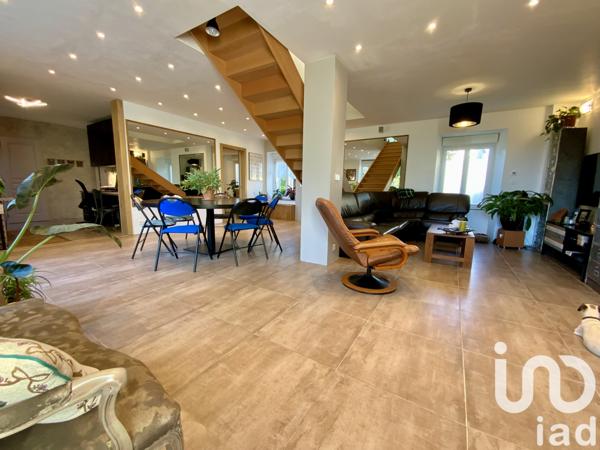 House for sale 6 rooms 134 m² Dourdan