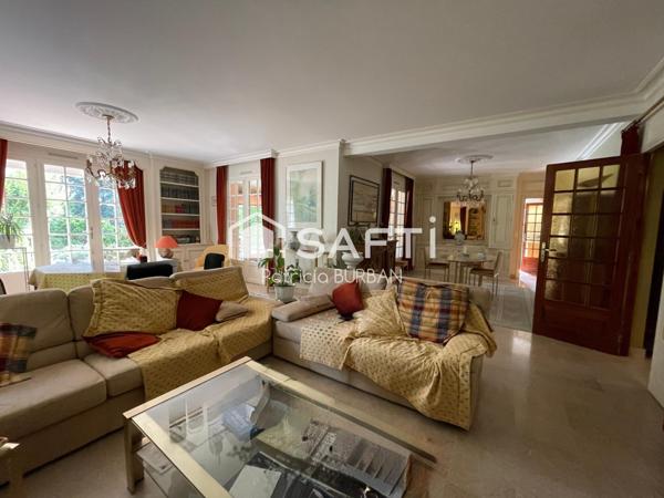 Maison 196 m2 5 Chambres sur 12300 m2 de terrain