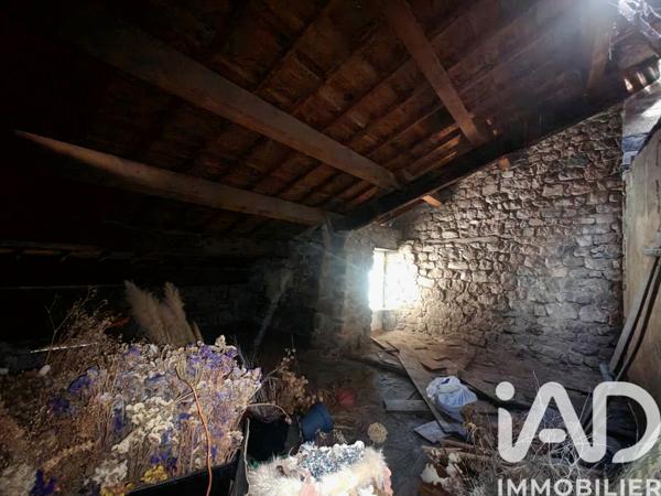Immeuble à vendre 360 m² Vallées-d'Antraigues-Asperjoc