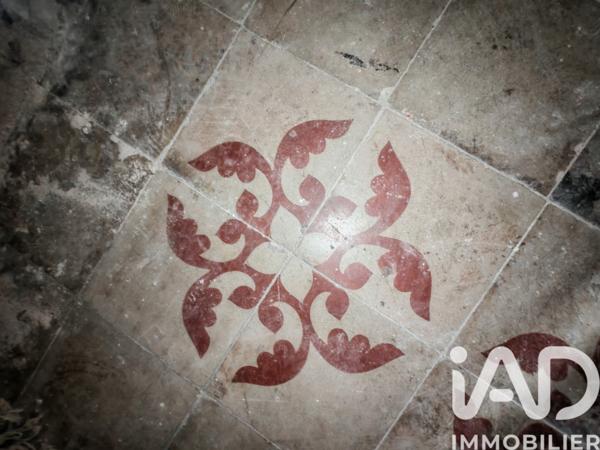 Immeuble à vendre 360 m² Vallées-d'Antraigues-Asperjoc