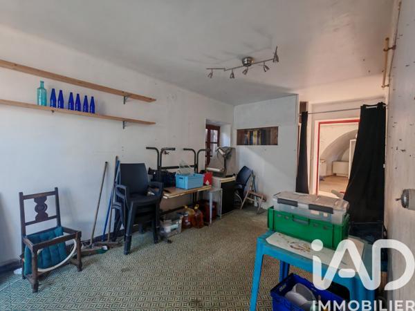 Immeuble à vendre 360 m² Vallées-d'Antraigues-Asperjoc