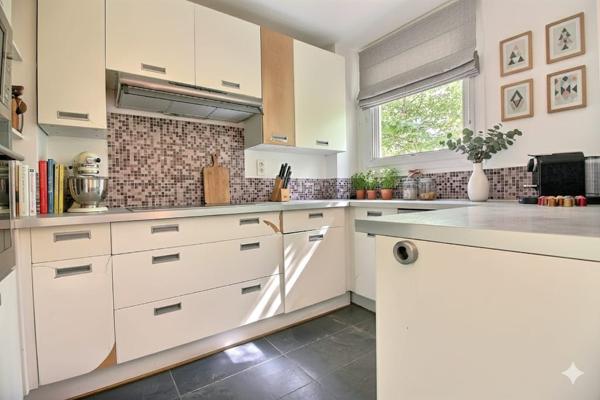 Appartement Saint Ouen Sur Seine 4 pièce(s)