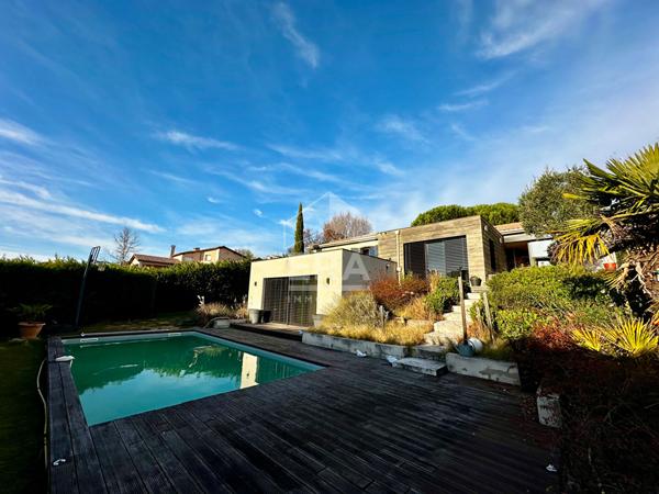 Maison Bruguieres 180 m2 avec vue sur les Pyrénées 