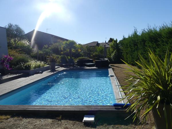 Maison Bruguieres 180 m2 avec vue sur les Pyrénées 