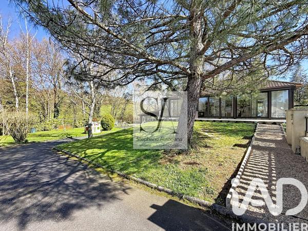 Maison à vendre 5 pièces 166 m² Cosnac