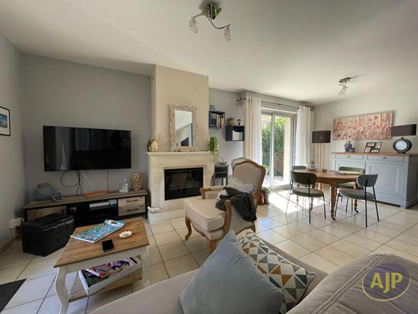 Vente maison Saintes : 226 800 € - AJP Immobilier Saintes