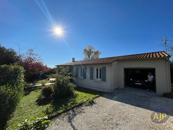 Vente maison Saintes : 226 800 € - AJP Immobilier Saintes