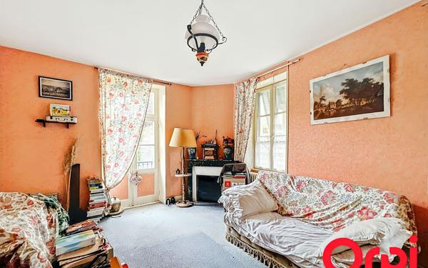 Maison à vendre    10 pièces •  Ainay-le-Château