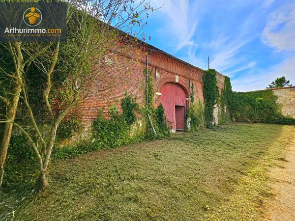 Vente                                                      Ferme
                        
                     1 pièces                      164 m2                     à Estrées-Saint-Denis