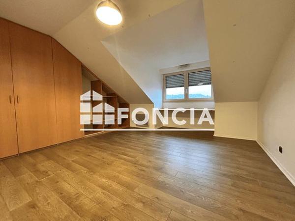 Location Appartement 3 pièces 109.95 m² - 11 RUE DE FONTENAY Rouen 76000